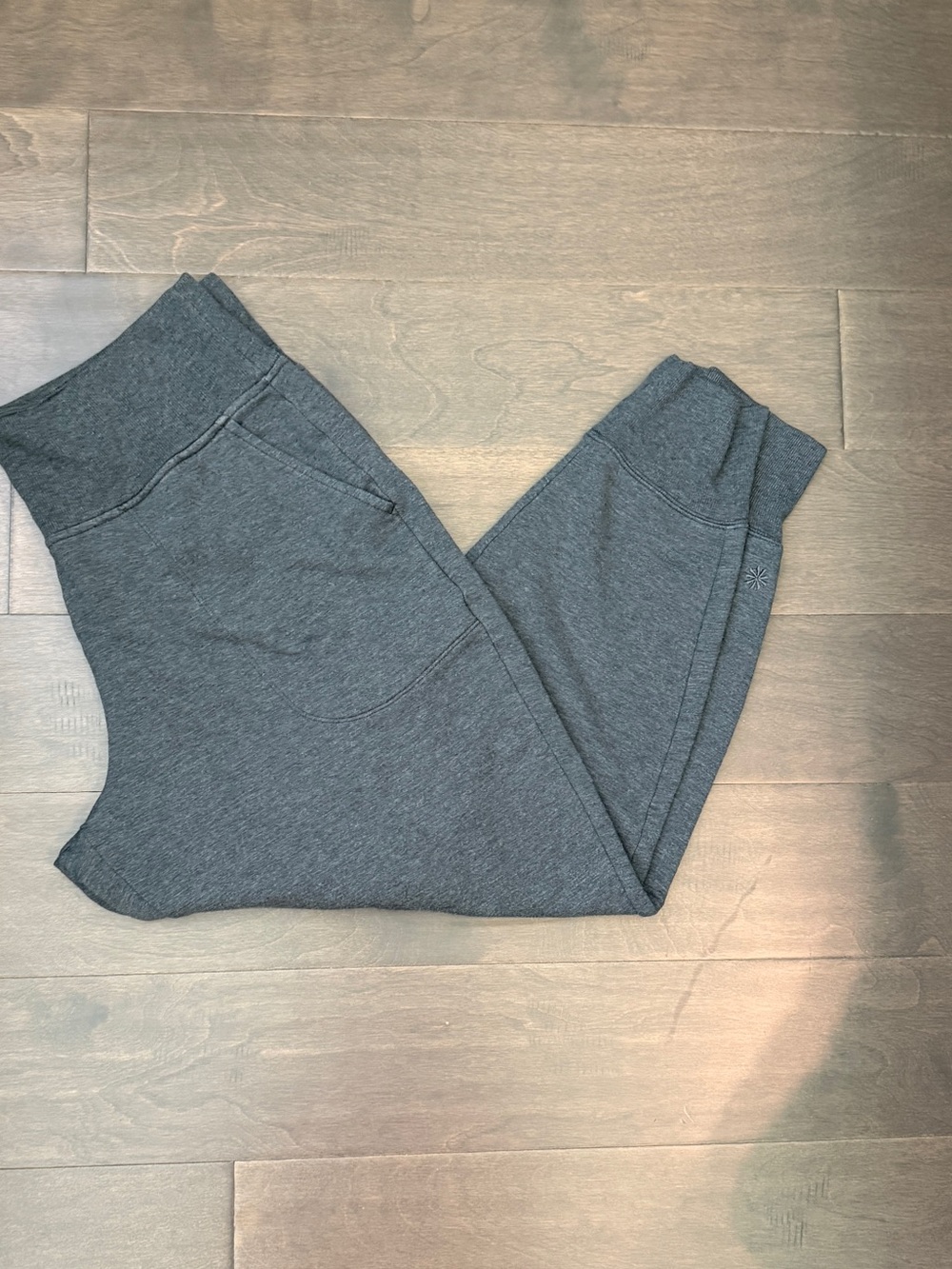 Athleta Coaster Luxe High Rise Gray Jogger Sweatpants Pockets Large
